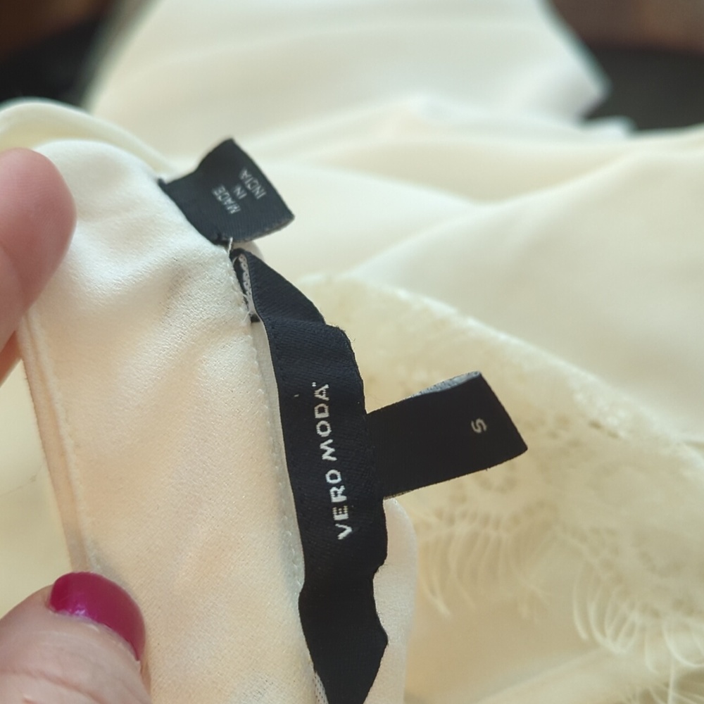 Vero Moda Blouse - Picture 6 of 6